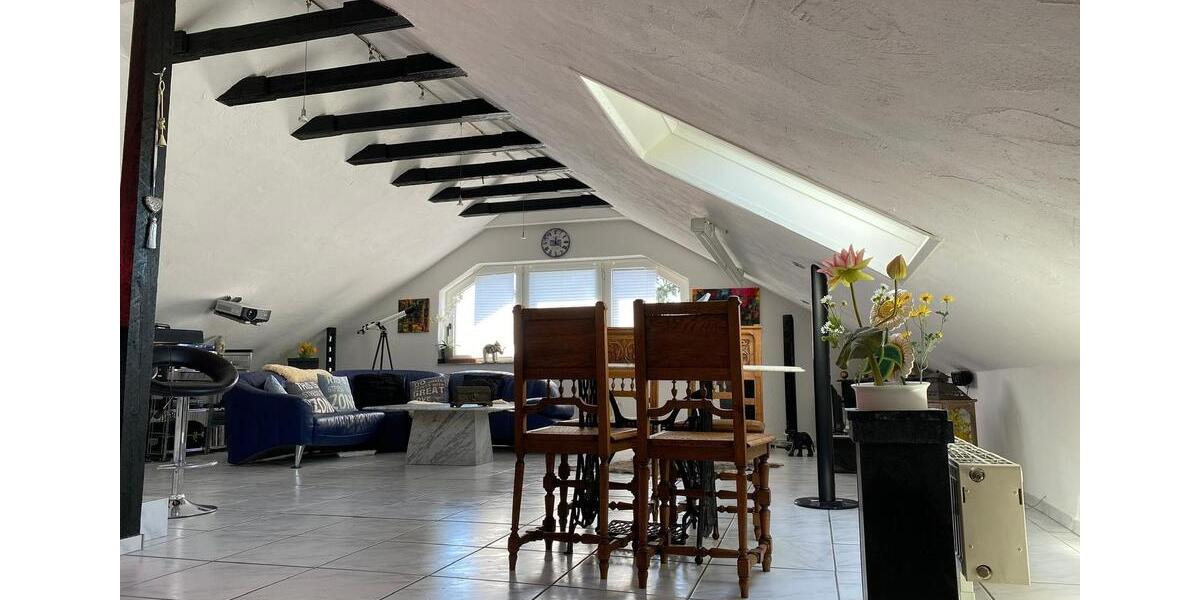 Dachgeschoßwohnung Velbert Velbert-Mitte - 3.5 Zimmer, 100 m&sup2;, 1.000&euro; | Angebot:24606645