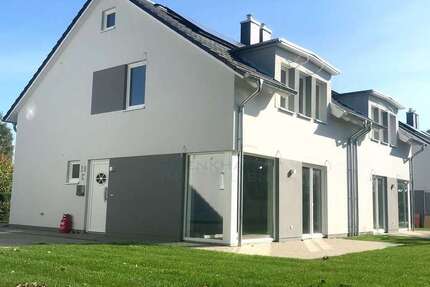 Haus Biendorf Hof Jörnstorf - 4 Zimmer, 121 m&sup2;, 1.449&euro; | Angebot:26888424