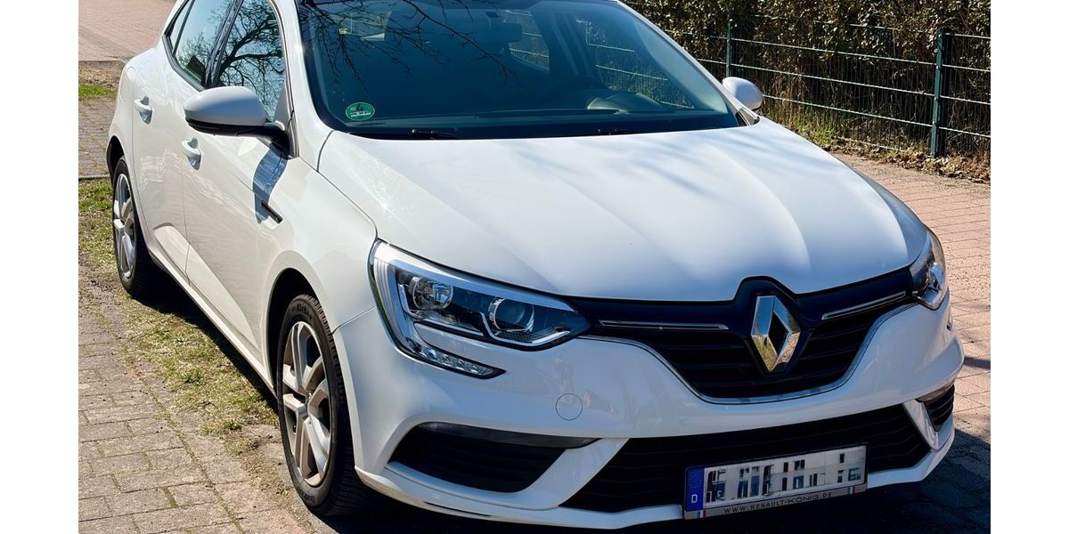 Renault Megane 69.200 km 8.599 &euro; Wustermark 14641