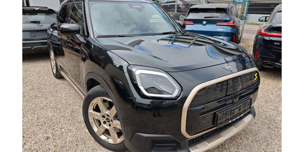 Mini Countryman SE (Cooper) 9.900 km 33.490 &euro; Dillingen a. d. Donau 89407