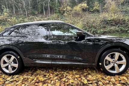 Audi e-tron 47.800 km 26.500 &euro; Fröndenberg/Ruhr, Stadt 58730