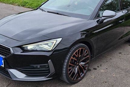 Cupra Leon 75.000 km 22.900 &euro; Röllbach 63934