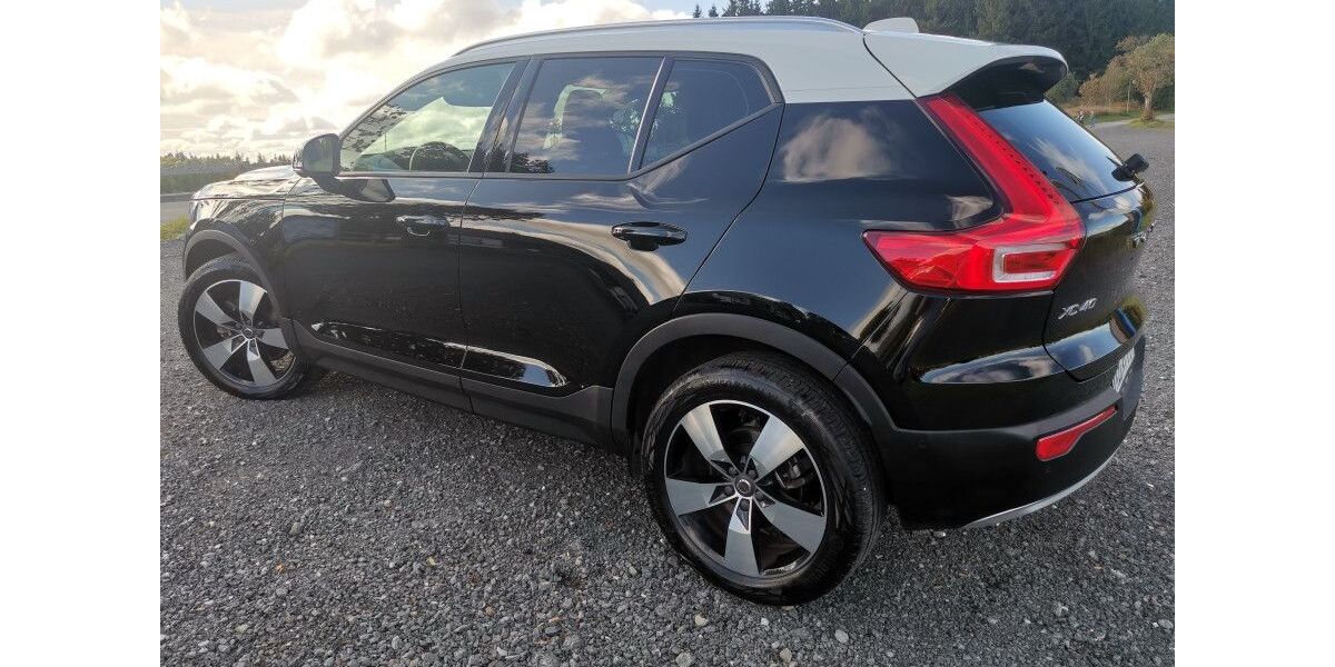 Volvo XC40 179.000 km 15.450 &euro; Winterberg 59955
