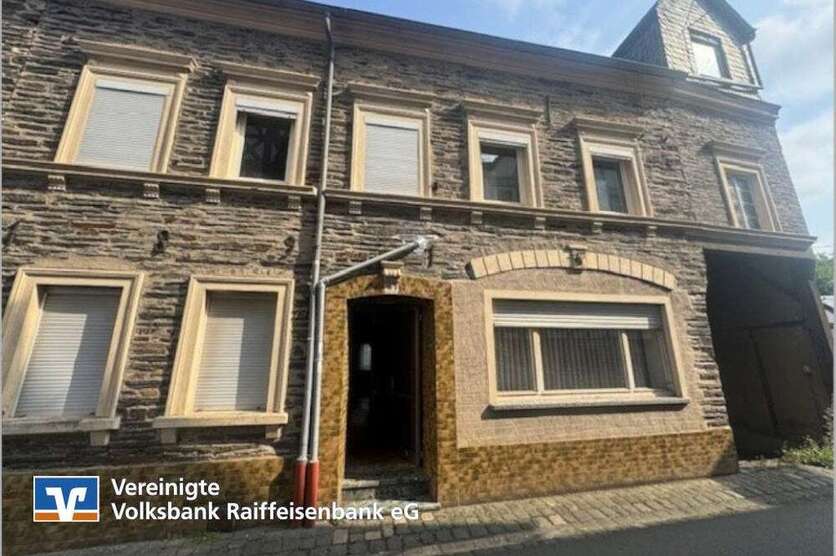 Haus zum Kaufen in Enkirch 49.000 € 155 m²