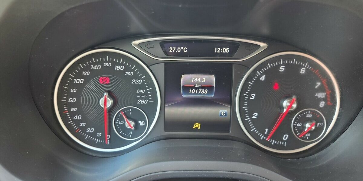 Mercedes-Benz B 200 BlueEfficiency AMG Line Navi/LED 101.724 km 10.500 &euro; Wilsdruff 01723