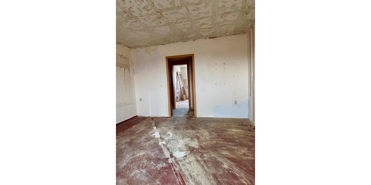 Etagenwohnung Gersdorf - 3 Zimmer, 57 m&sup2;, 50.000&euro; | Angebot:26440561