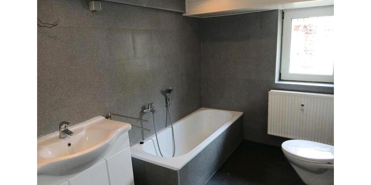 Erdgeschoßwohnung Adenbüttel - 3 Zimmer, 78 m&sup2;, 550&euro; | Angebot:26195481