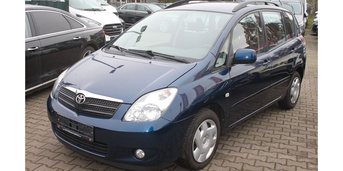 Toyota Corolla Verso 266.000 km 2.900 € Berlin 12057