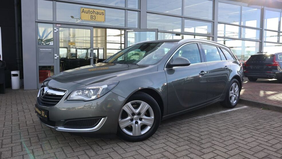 Opel Insignia 142.790 km 10.901 € Bergen 29303