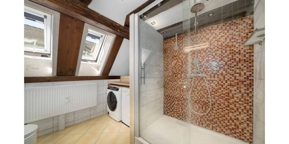 Etagenwohnung Engen - 5 Zimmer, 180 m&sup2;, 470.000&euro; | Angebot:26731043
