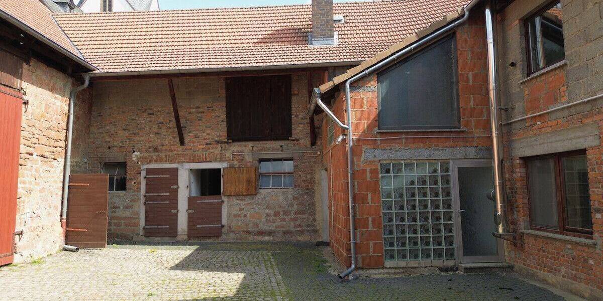 Einfamilienhaus Schaafheim Radheim - 9 Zimmer, 304 m&sup2;, 350.000&euro; | Angebot:26835119