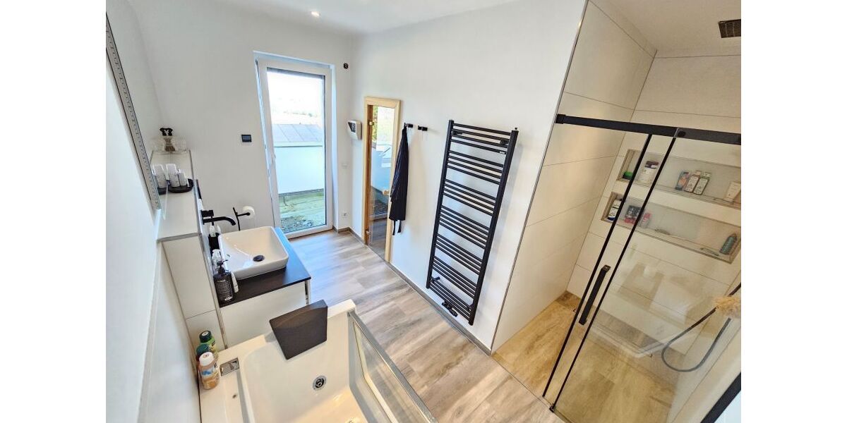 Provisionsfrei* Moderne neuwertige Stadtvilla mit gehobener Ausstattung provisionsfrei vom Eigentümer - Einfamilienhaus Oerlinghausen | Angebot:26334376