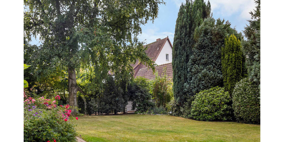 Einfamilienhaus Stadthagen - 6 Zimmer, 225 m&sup2;, 695.000&euro; | Angebot:26486927