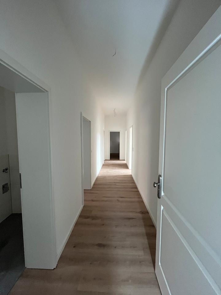 Historisches Flair trifft modernen Komfort: 3-Zimmer-Wohnung im Prinzenpalais zimmer