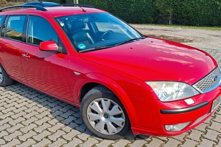 Ford Mondeo 270.000 km 650 € Schwandorf 92421