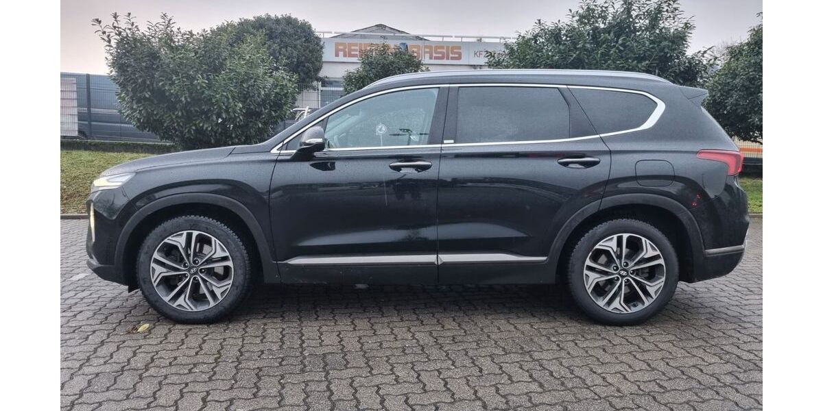 Hyundai SANTA FE 352.000 km 17.900 &euro; Worms 67547
