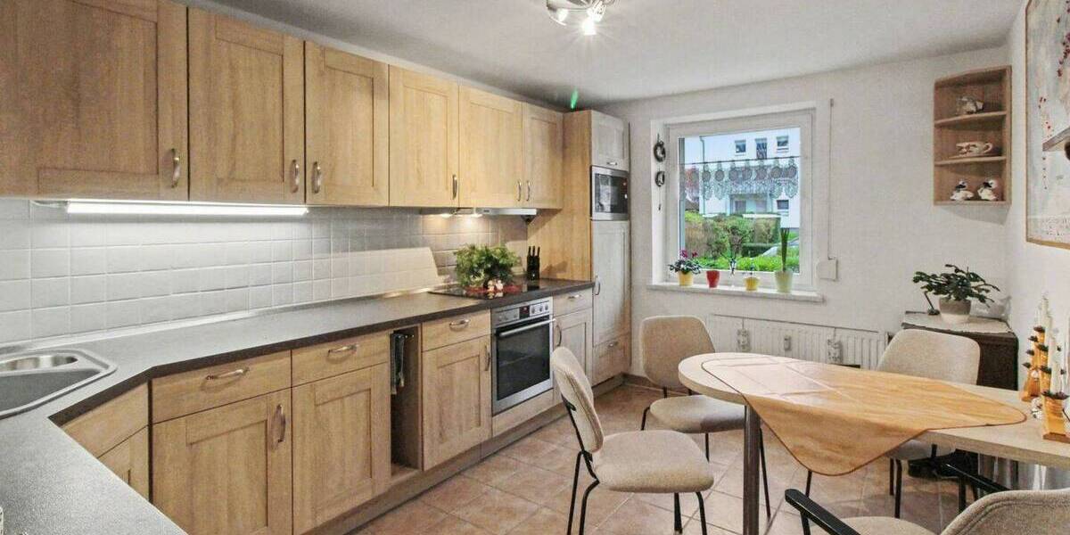 Etagenwohnung Sassnitz - 3 Zimmer, 80 m&sup2;, 199.000&euro; | Angebot:26275624