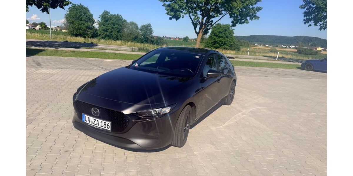 Mazda 3 49.000 km 20.599 &euro; Niederaichbach 84100