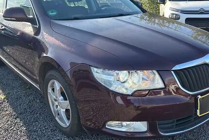 Skoda Superb 210.000 km 2.999 &euro; Berlin 13359