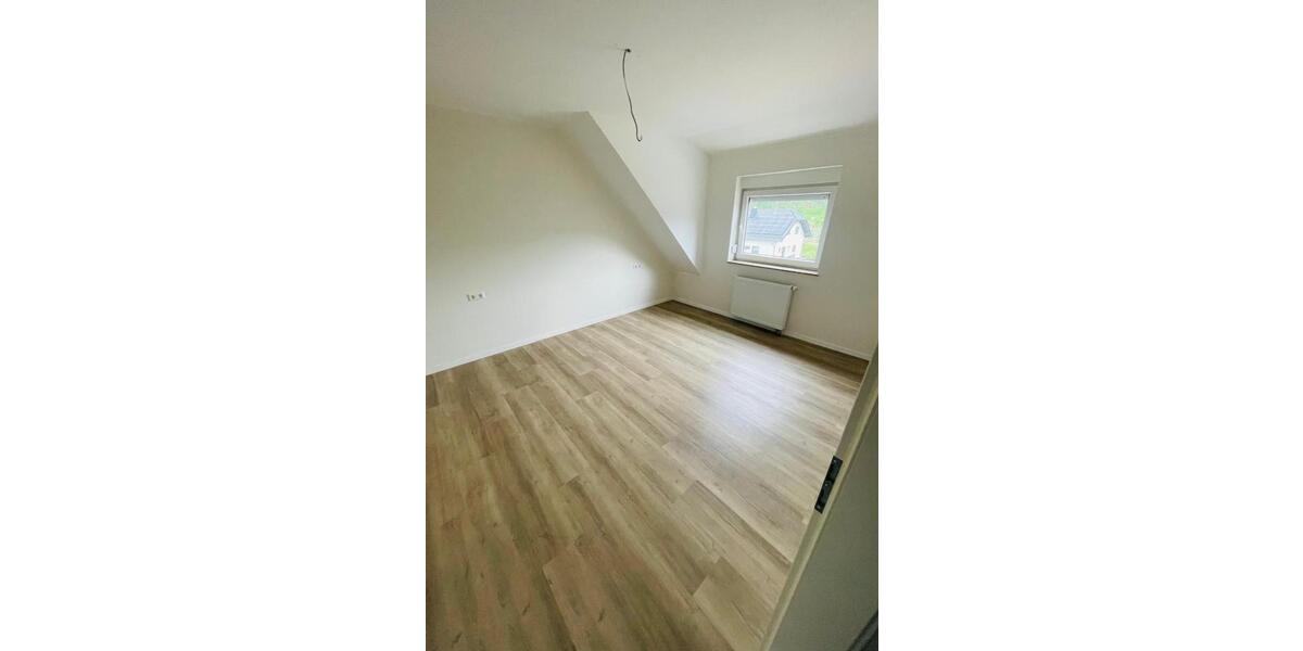 Maisonettenwohnung Hönningen - 4 Zimmer, 105 m&sup2;, 840&euro; | Angebot:26625020