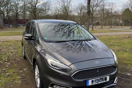 Ford S-Max 197.000 km 15.500 &euro; Duisburg 47228