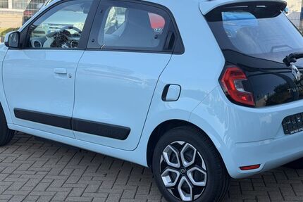 Renault Twingo 13.062 km 12.950 &euro; Magdeburg 39120