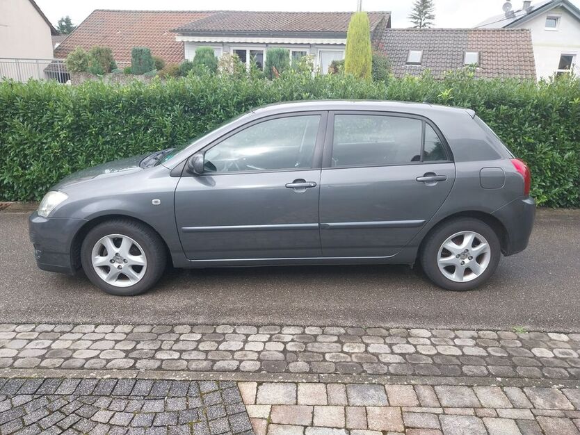 Toyota Corolla 158.600 km 3.499 € Lahr 77933