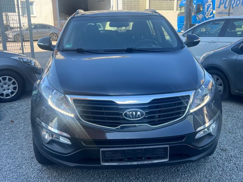 Kia Sportage 193.000 km 7.190 € Hamburg 20537