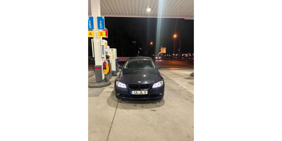 BMW 318 137.000 km 8.000 &euro; Ruhland 01945