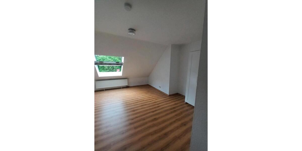 Dachgeschoßwohnung Homburg - 1 Zimmer, 21 m&sup2;, 390&euro; | Angebot:26413163