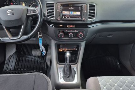 Seat Alhambra 194.000 km 13.450 &euro; Wiesbaden 65203