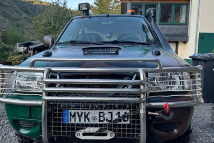 Nissan Terrano 192.000 km 5.200 &euro; Burgen 56332