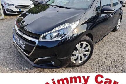 Peugeot 208 109.000 km 5.999 &euro; Kiel-Moorsee 24145