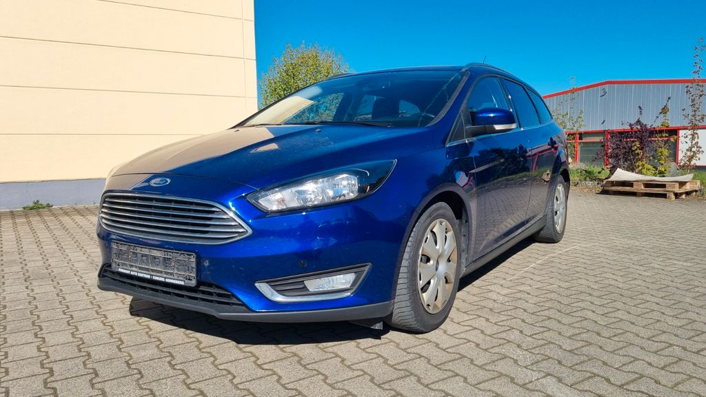 Ford Focus 207.562 km 3.999 &euro; Tanna 07922