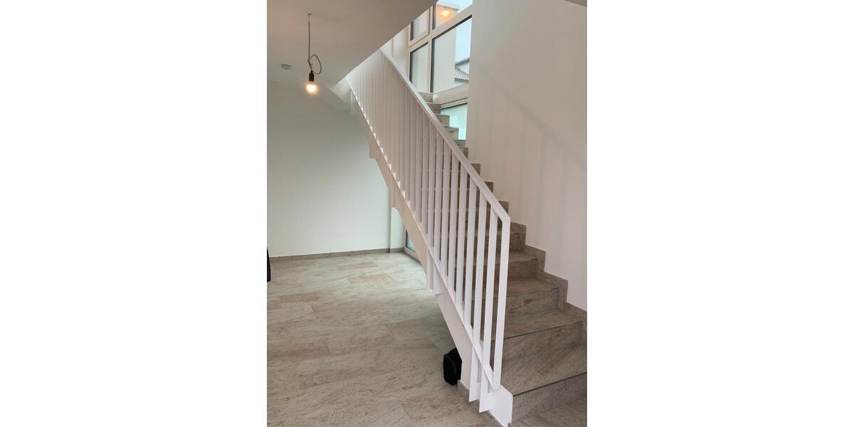 Doppelhaushälfte Neu-Isenburg Isenburg - 5 Zimmer, 174 m&sup2;, 2.350&euro; | Angebot:26304005