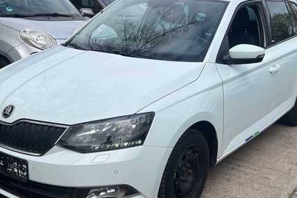Skoda Fabia 265.000 km 4.399 &euro; BERLIN 13409