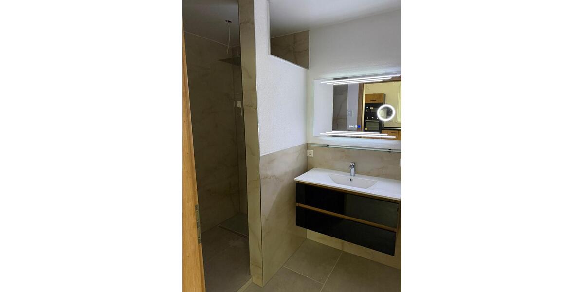 Etagenwohnung Ottweiler - 3.5 Zimmer, 75 m&sup2;, 870&euro; | Angebot:26430879