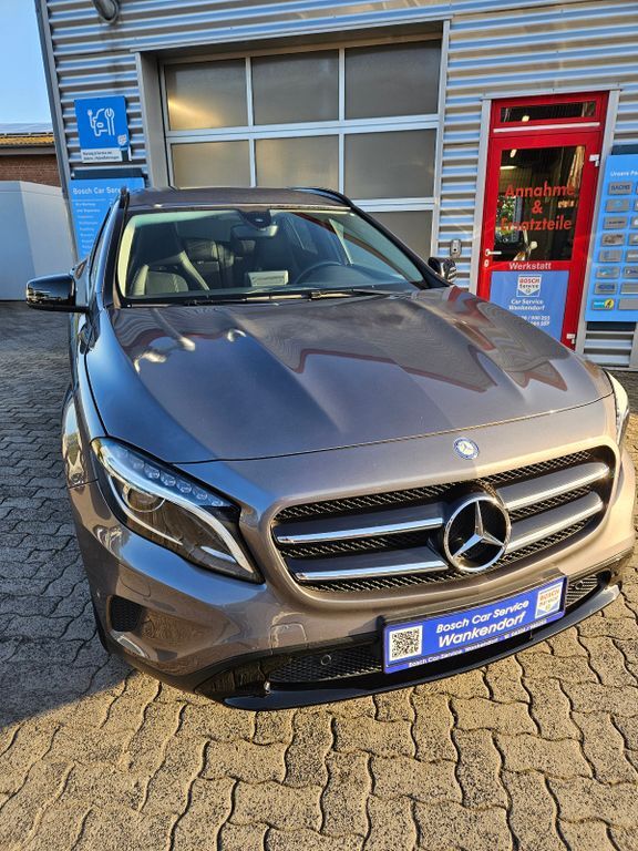 Mercedes-Benz GLA 200 112.000 km 18.900 € Wankendorf 24601