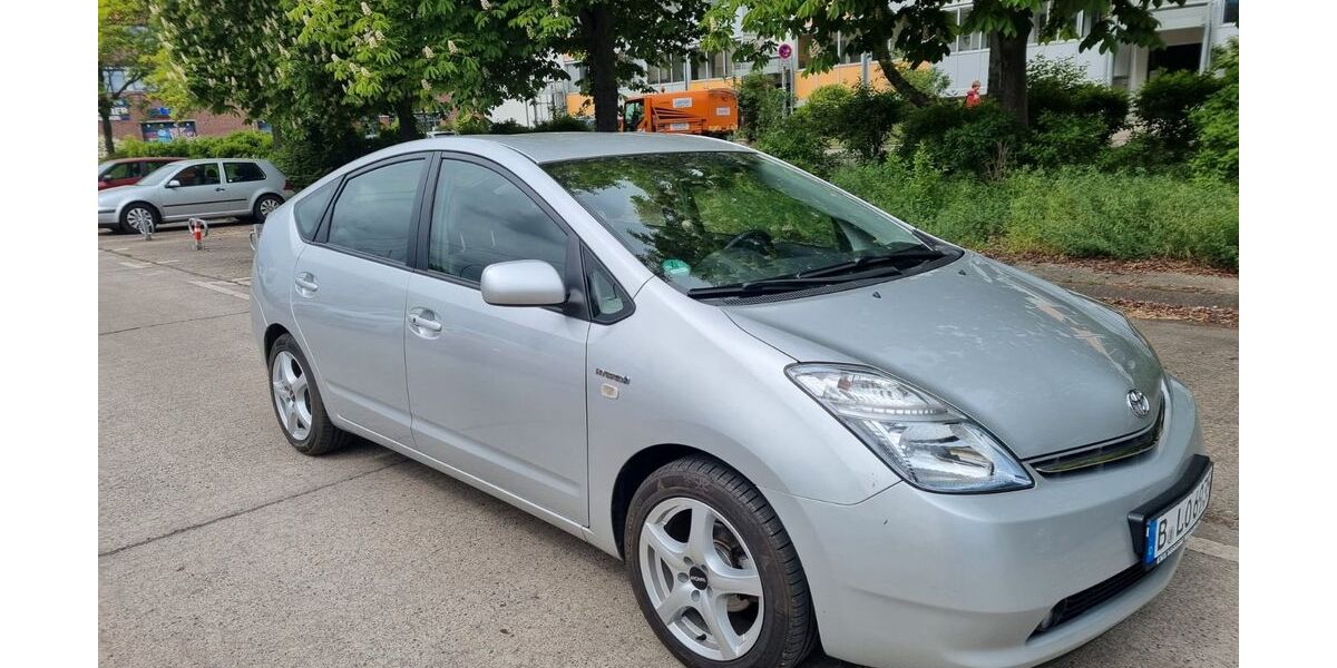 Toyota Prius 139.000 km 6.300 &euro; Berlin 13055
