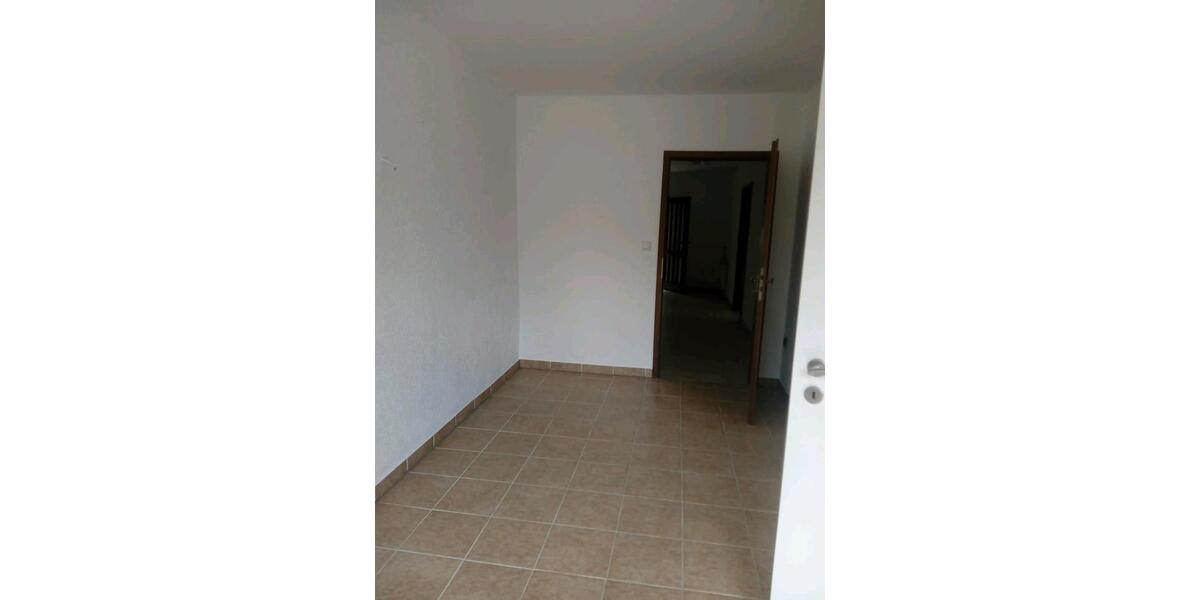 Einfamilienhaus Großheide - 3.5 Zimmer, 120 m&sup2;, 600&euro; | Angebot:25531640