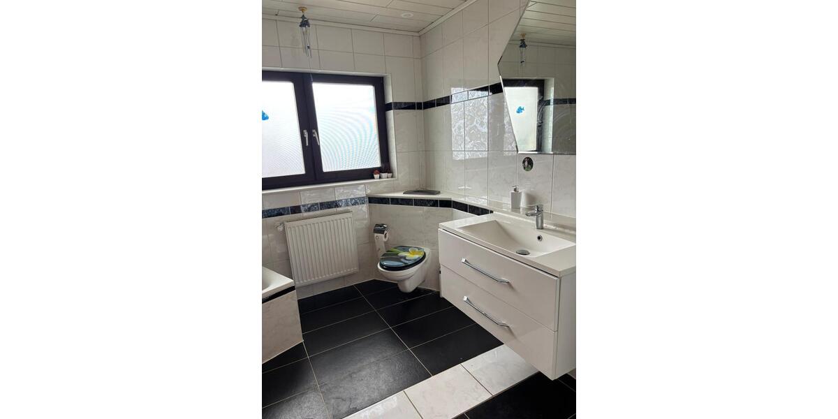 Einfamilienhaus Hameln Kernstadt - 8 Zimmer, 216 m&sup2;, 1.890&euro; | Angebot:26056469