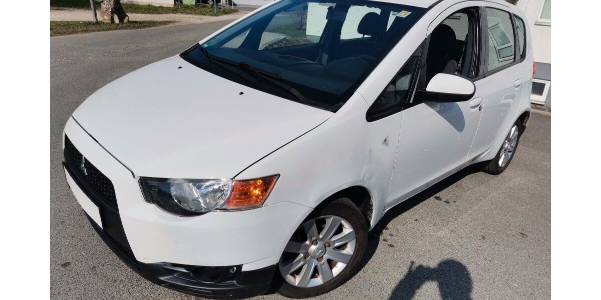 Mitsubishi Colt 106.750 km 2.699 &euro; Fürth 90762