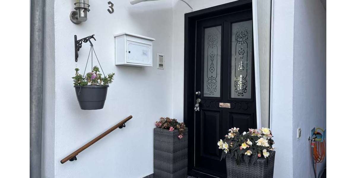 Ein Platz zum Ankommen – großzügige Doppelhaushälfte mit Traumgarten 5 zimmer