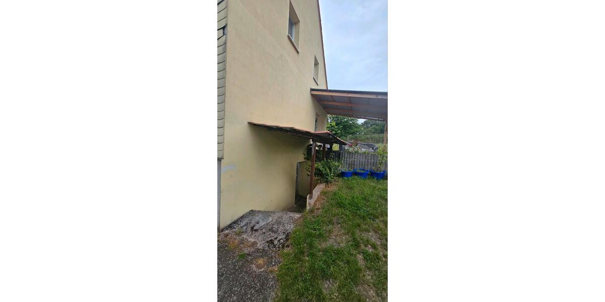 Mehrfamilienhaus, Wohnhaus Homburg - 7 Zimmer, 200 m&sup2;, 285.000&euro; | Angebot:27074884