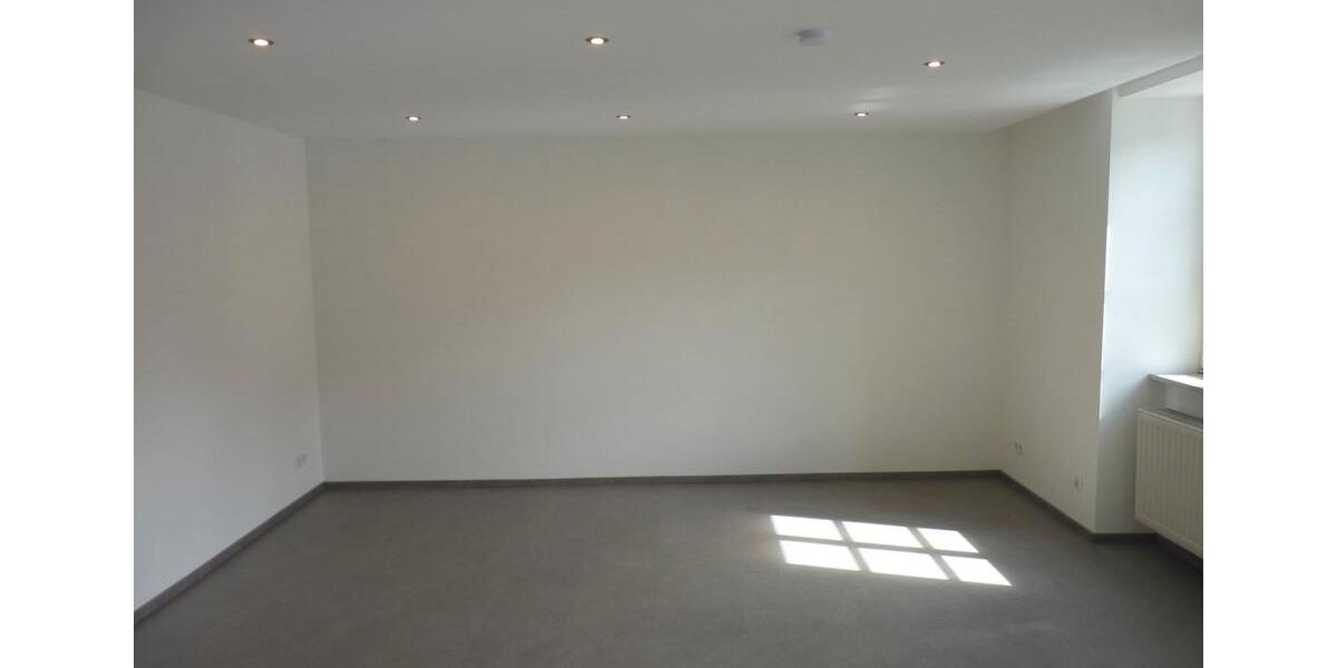 Etagenwohnung Bad Karlshafen - 3 Zimmer, 80 m&sup2;, 560&euro; | Angebot:26195944