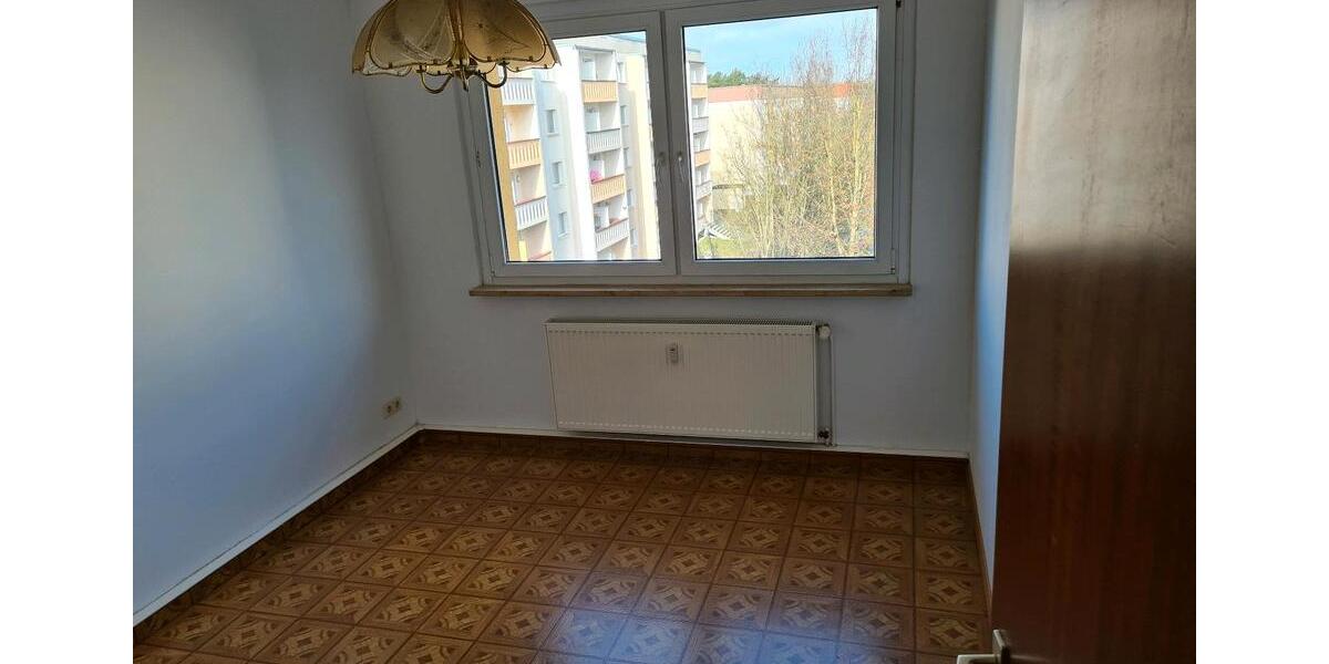 Etagenwohnung Dessau-Roßlau Brambach - 3 Zimmer, 59 m&sup2;, 50.000&euro; | Angebot:26731142