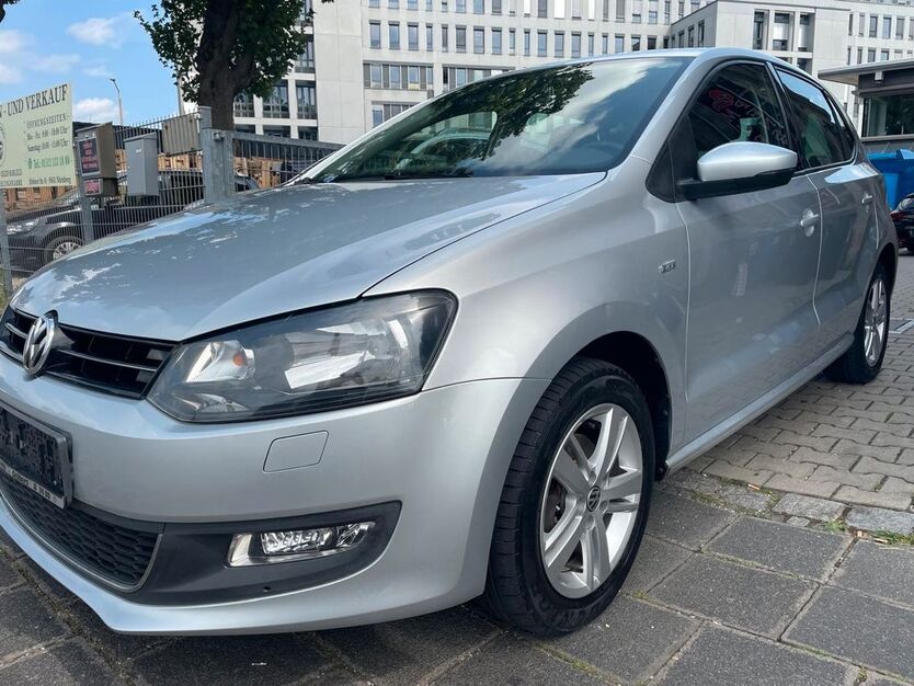 VW Polo 123.770 km 4.999 € Nürnberg 90431