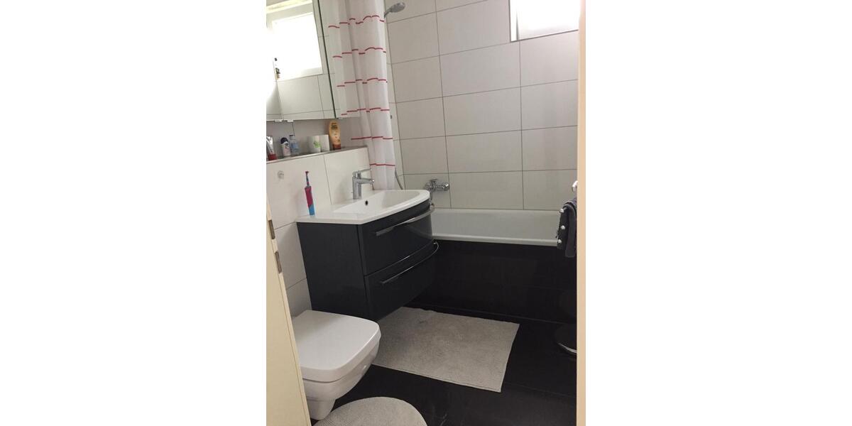 Etagenwohnung Niederzier - 3 Zimmer, 75 m&sup2;, 150.000&euro; | Angebot:24644324