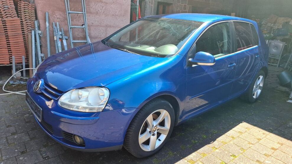 VW Golf 299.000 km 4.250 € Münchweiler 66981