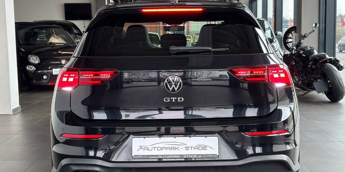 VW Golf VIII GTD Pano LED VirtualCockpit Leder ACC 8.500 km 37.999 &euro; Stade 21682